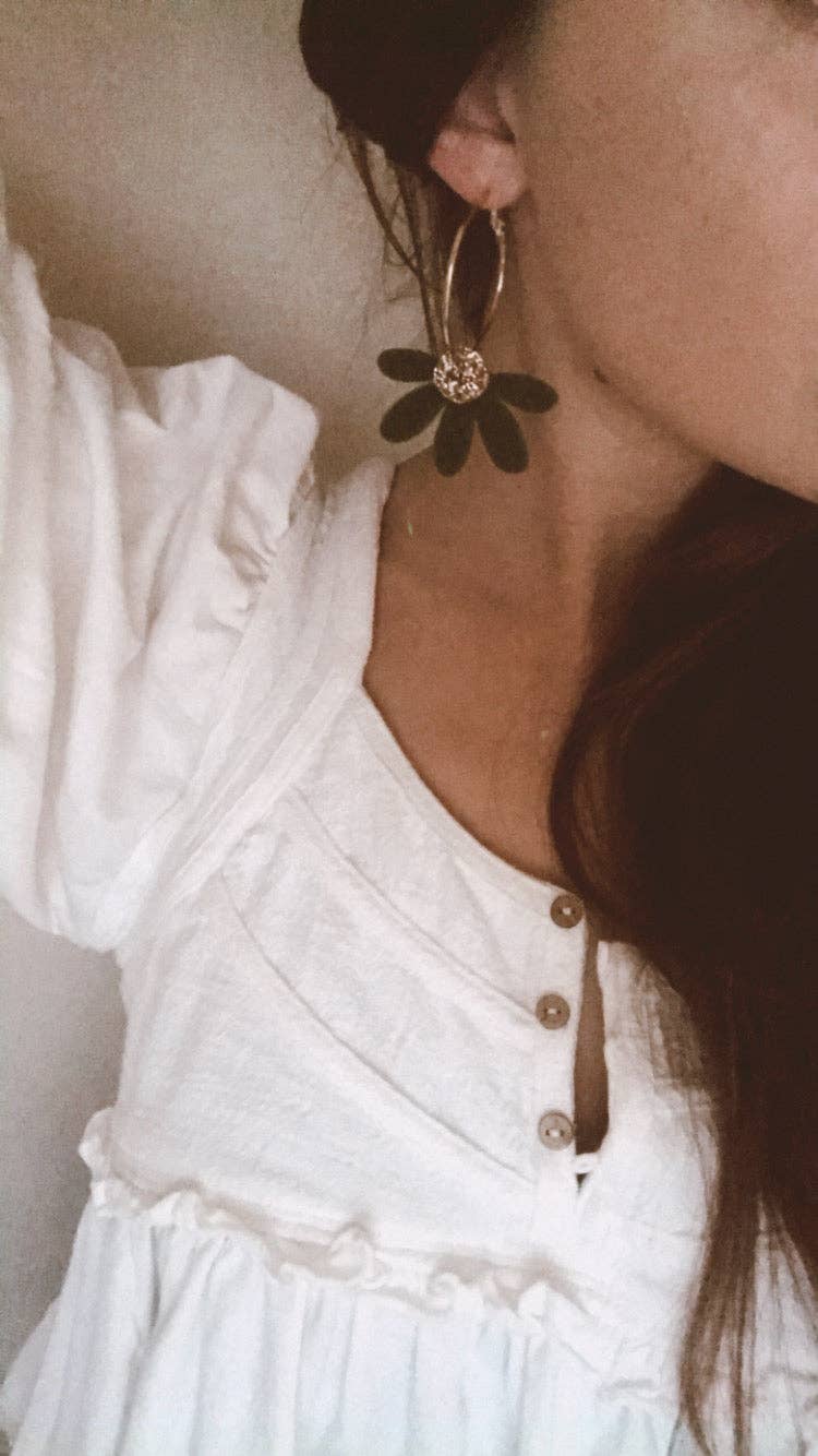Jumbo Daisy Hoop Earrings | Olive + Gold