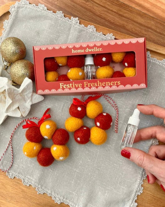 Festive Felt Flower Fresheners